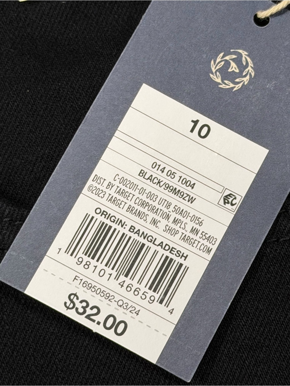 Universal Thread Straight Leg High-Rise Jeans - Black - Picture 2 of 4